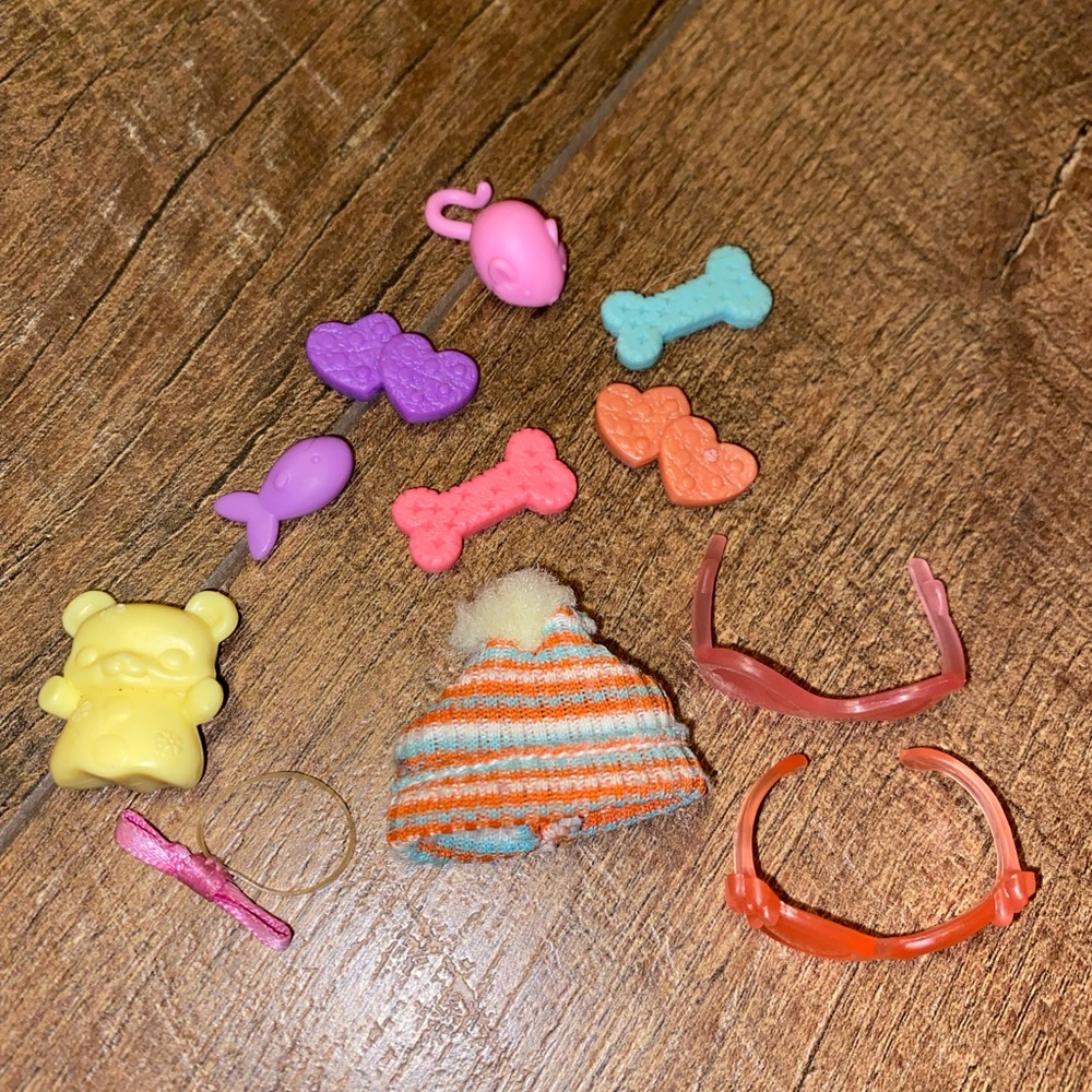 LPS Accessory Bundle (From Lot)